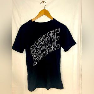 The Nike Tee Black T-Shirt
